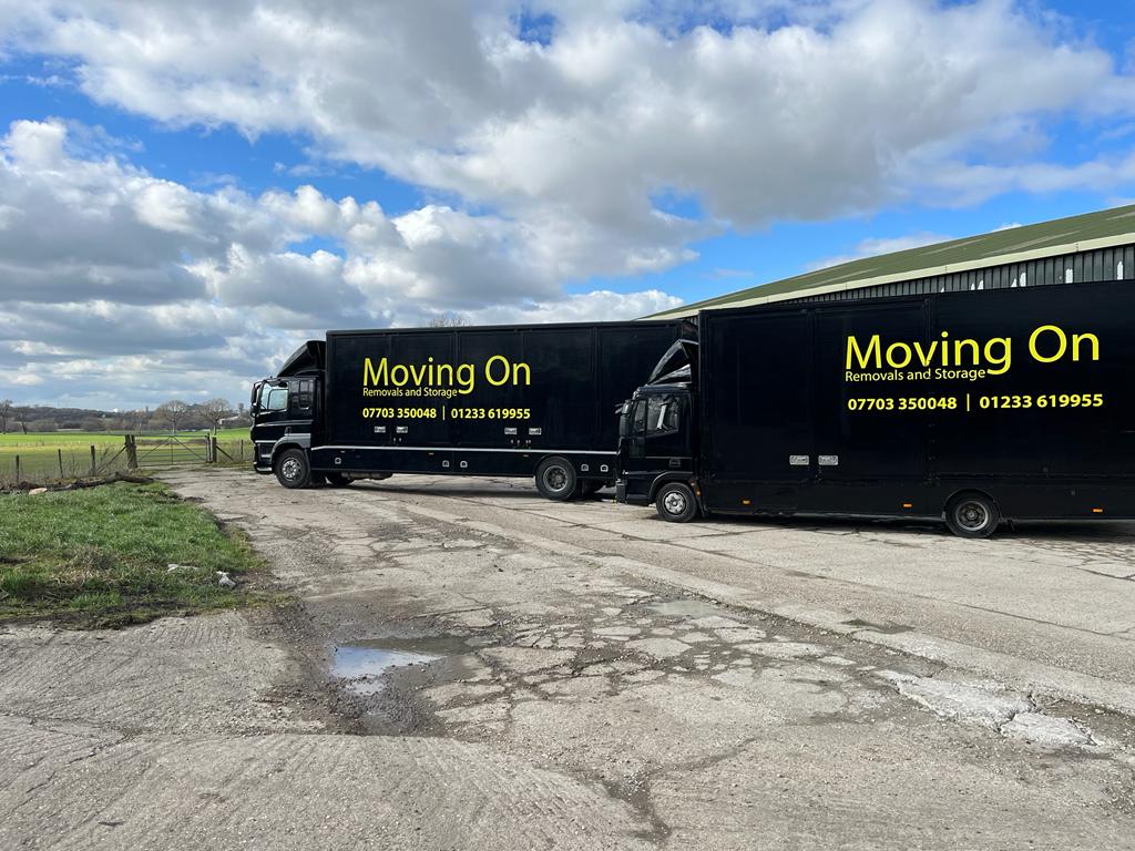 Vans Moving On Ashford - 2023